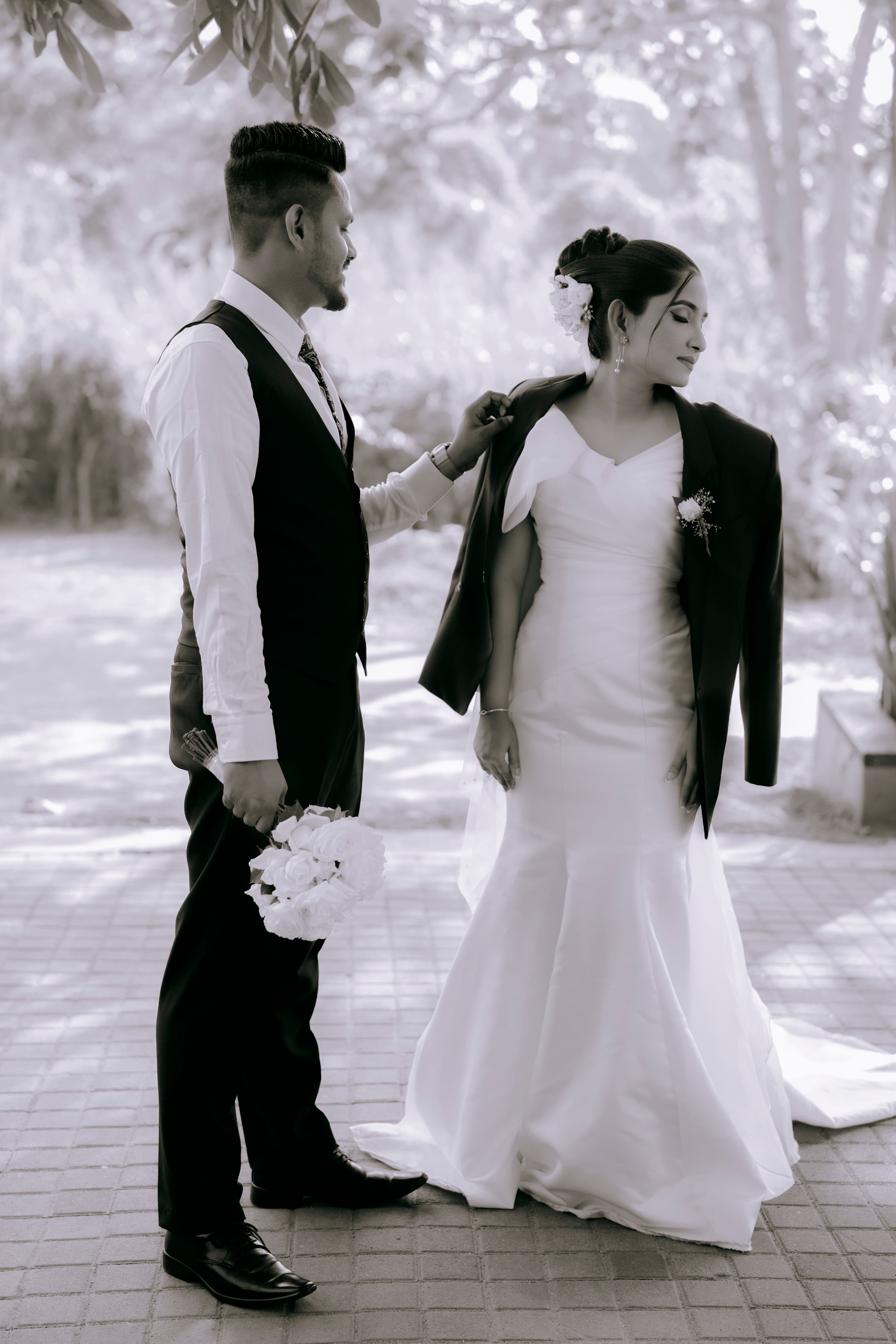 Ayesha & Chathuranga photo 20