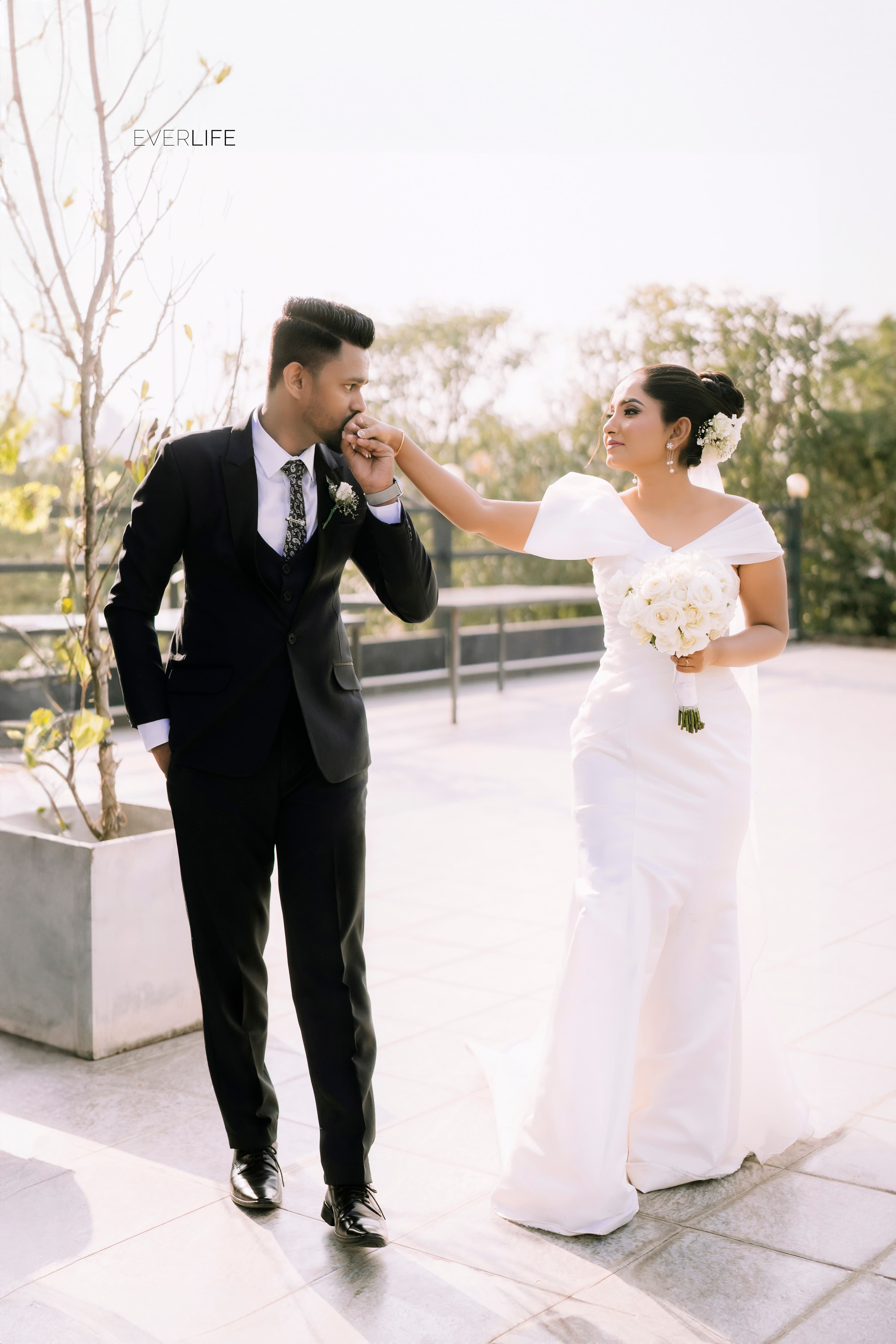 Ayesha & Chathuranga photo 3
