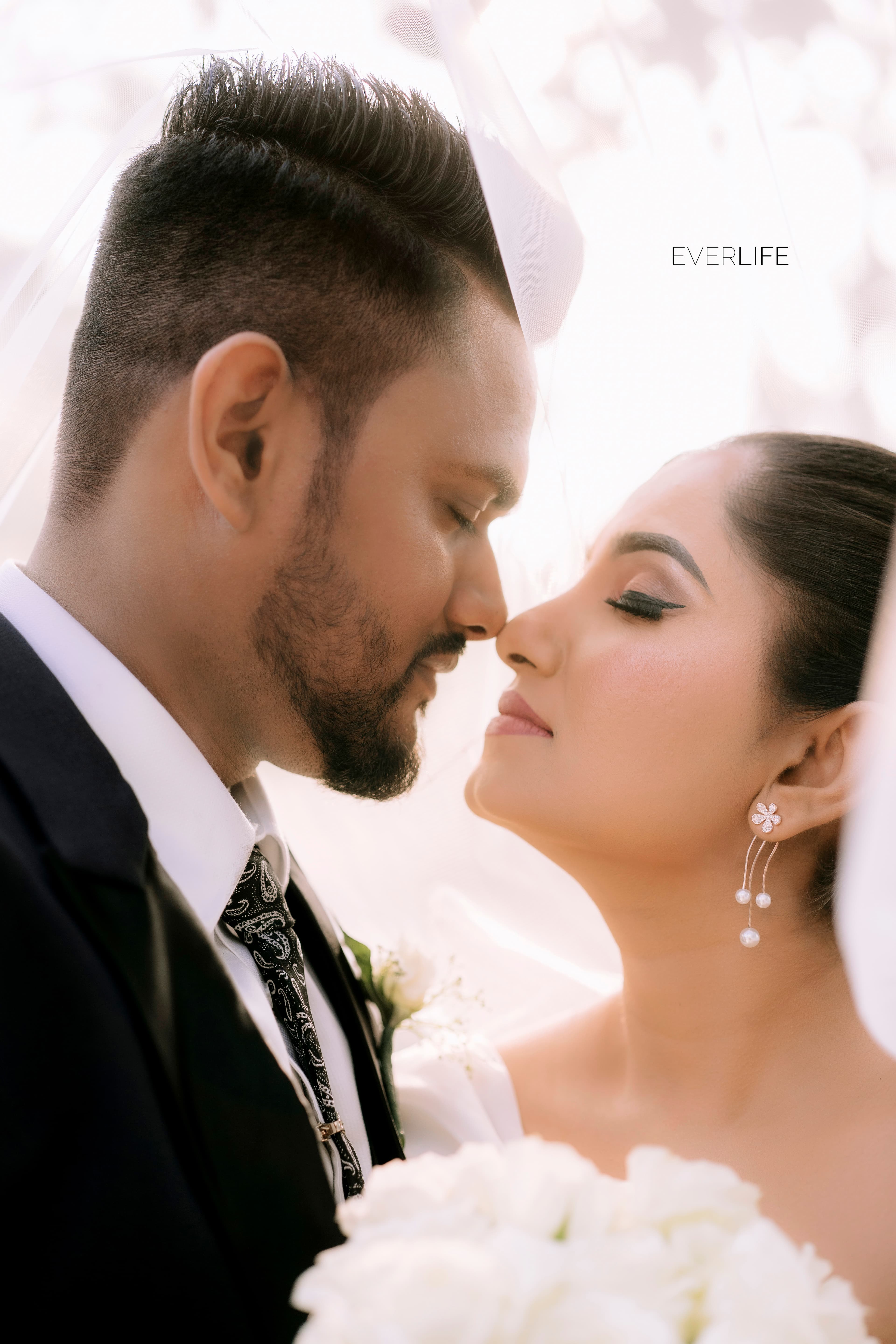 Ayesha & Chathuranga photo 4