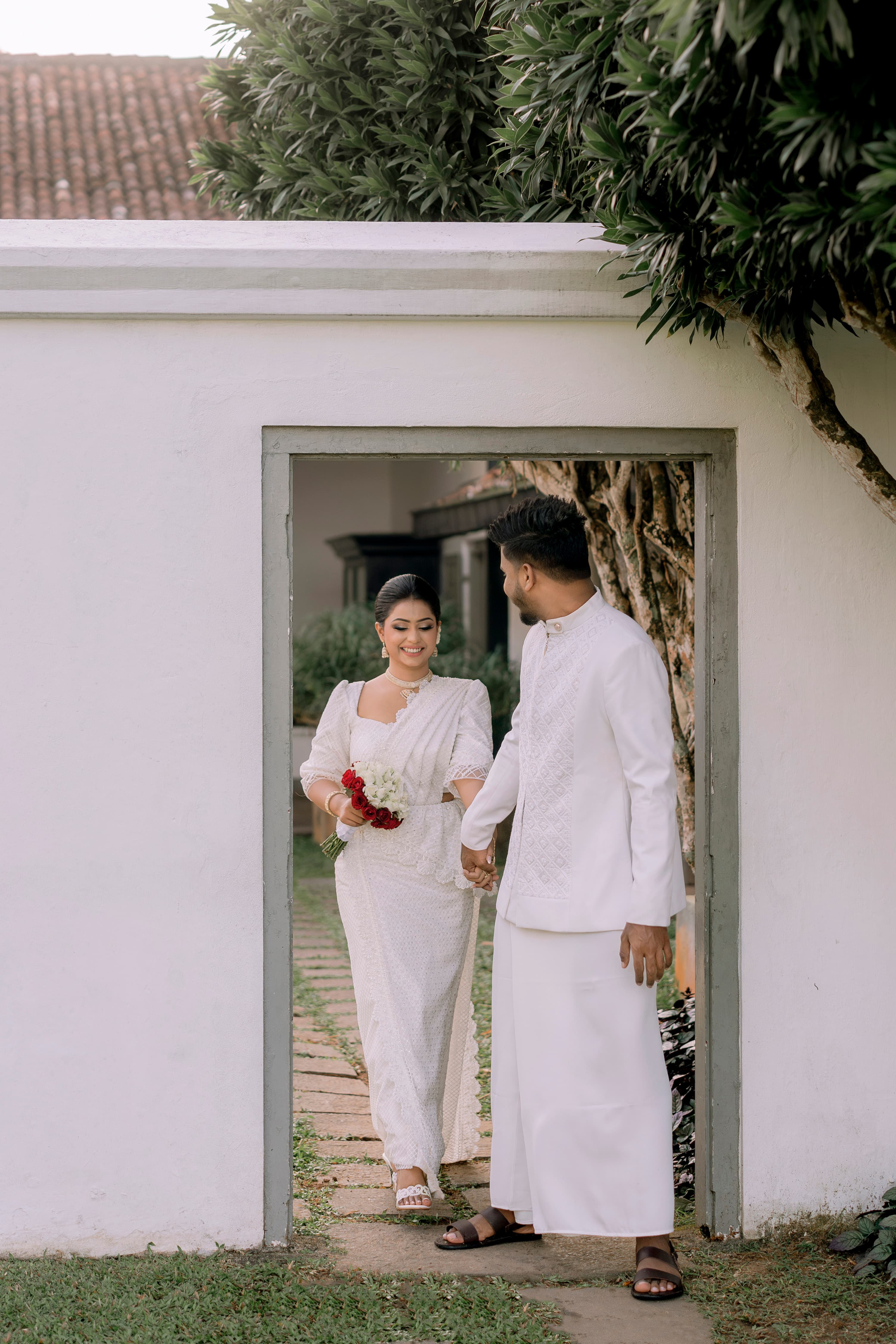 Kaveesh & Dhananjana photo 11